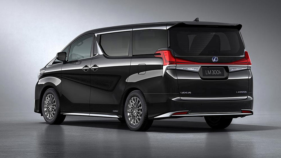 מבוסס על טויוטה Alphard לקסוס LM