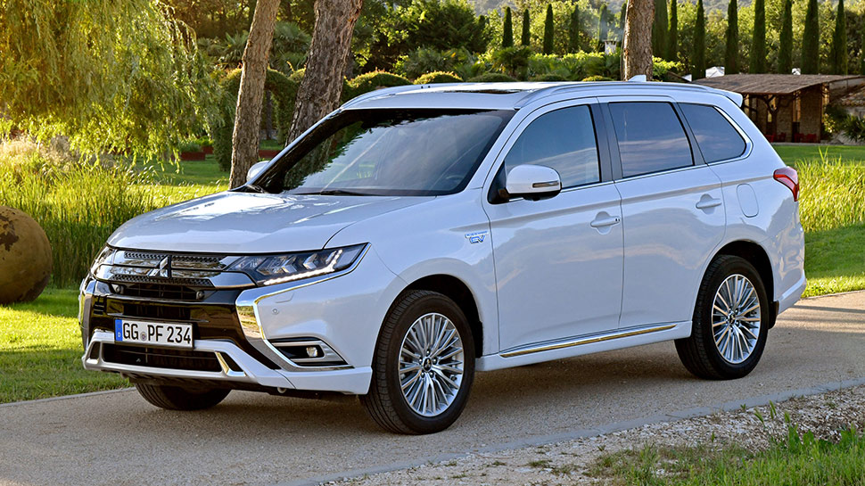 מיצובישי אאוטלנדר PHEV 2019