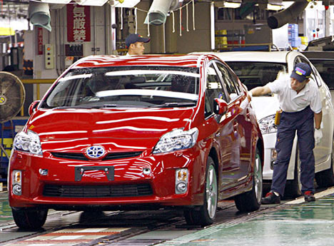 טויוטה מכרה מעל ל-4 מיליון מכוניות היברידיות