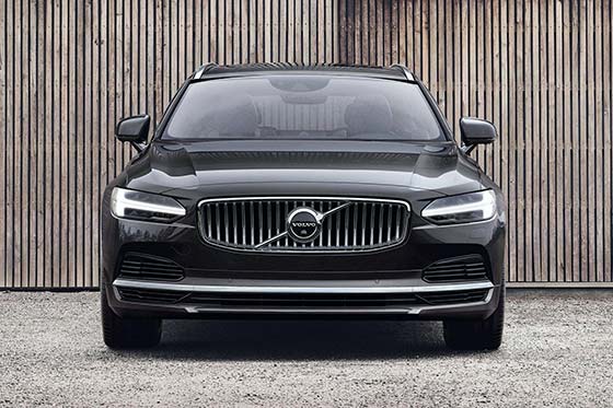 וולוו S90 המחודשת 2020