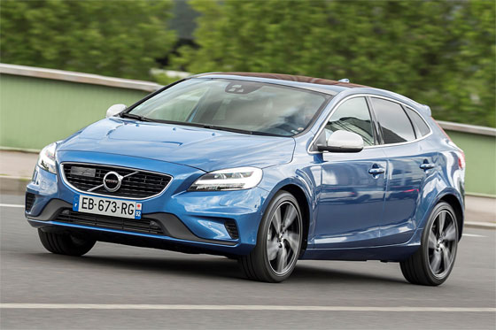 2017 וולוו V40 R-DESIGN החדשה