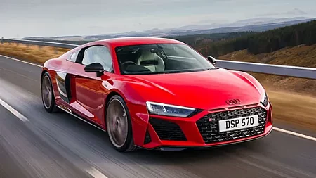 אודי R8 V10 performance RWD