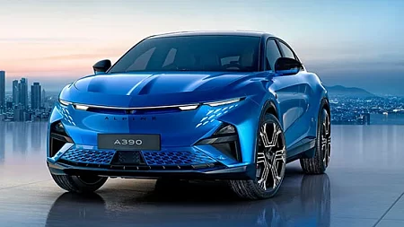 2025 אלפין A390