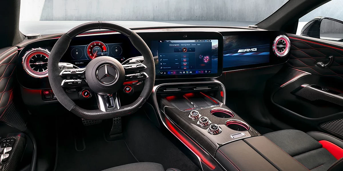 מרצדס AMG GT 4-DOOR החדשה תא הנוסעים