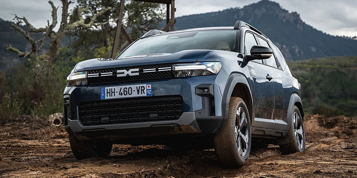 דאצ'יה ביגסטר הייבריד 4X4 2026