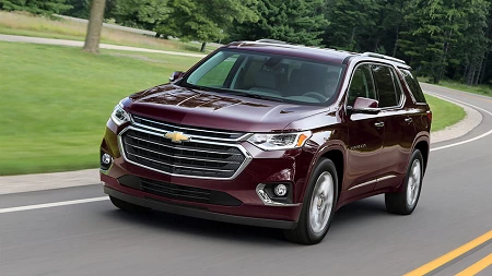 שברולט טראוורס LS במבצע