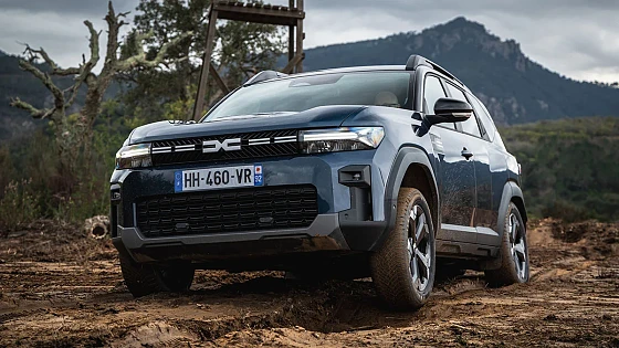 דאצ'יה ביגסטר הייבריד 4X4 2026