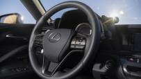 2021-Lexus-LC-031