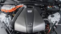 2021-Lexus-LC-500h-017