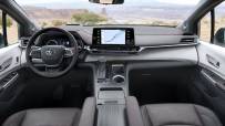 2021-Toyota-Sienna-18