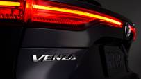 2021-Toyota-Venza_Exterior_014