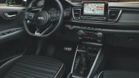 2021-Kia-Rio-14