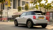 P90357201_highRes_the-new-mini-cooper-