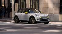 P90357234_highRes_the-new-mini-cooper-