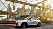 P90364181_highRes_mini-cooper-se