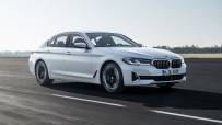 2021-BMW-5-Series-Sedan-Touring-56