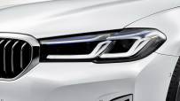 2021-BMW-5-Series-Sedan-Touring-63