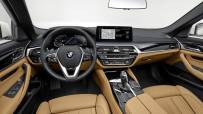 2021-BMW-5-Series-Sedan-Touring-67