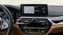 2021-BMW-5-Series-Sedan-Touring-68