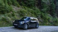 2021-MINI-Countryman-2-1