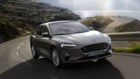 Ford-Focus-Sedan-Titanium-21