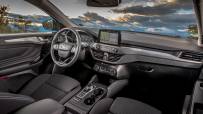Ford-Focus-Sedan-Titanium-6