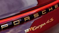 Porsche-911-Targa-4S-Heritage-Design-Edition-15