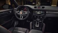 2021-Porsche-Cayenne-GTS-9