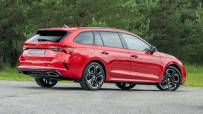2021-Skoda-Octavia-RS-Combi