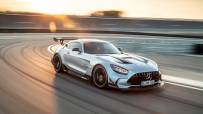 2021-Mercedes-AMG-GT-Black-Series-11