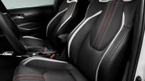 corollafrontseats1a