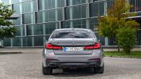P90395443_highRes_the-new-bmw-545e-xdr