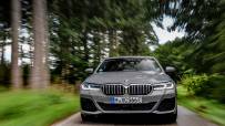 P90395450_highRes_the-new-bmw-545e-xdr