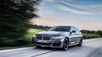 P90395454_highRes_the-new-bmw-545e-xdr
