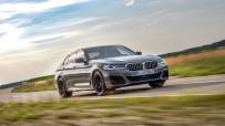 P90395466_highRes_the-new-bmw-545e-xdr