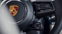 2021-Porsche-Panamera-16