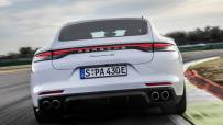 Porsche-Panamera_4S_E-Hybrid-2021-1600-0b