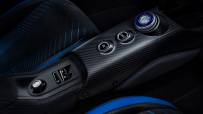 2021-Maserati-MC20-43