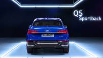 7782-AudiQ5SportbackEuropeanmodelshown