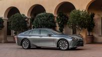 2021-Toyota-Mirai-23