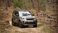 2021-Land-Rover-Discovery-37