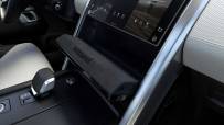 2021-Land-Rover-Discovery-55