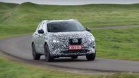 2021-Nissan-Qashqai-Official-01