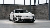 2022-Audi-e-tron-GT-11