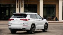 2022-Mitsubishi-Outlander-12-SUV-CarScoops