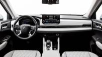 2022-Mitsubishi-Outlander-21-SUV-CarScoops