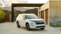 2022-Mitsubishi-Outlander-59-SUV-CarScoops