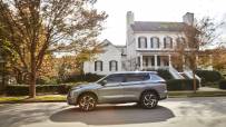 2022-Mitsubishi-Outlander-69-SUV-CarScoops