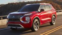 2022-Mitsubishi-Outlander-73-SUV-CarScoops