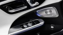2022-Mercedes-Benz-C-Class-51-1